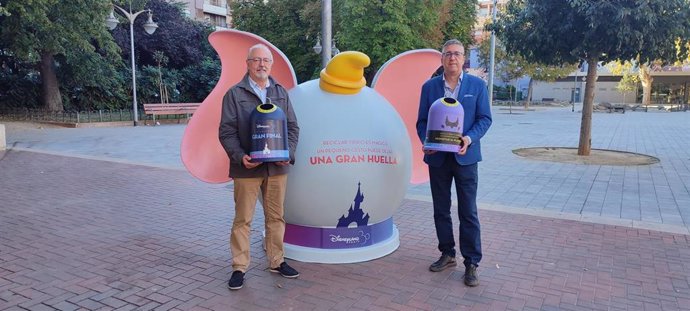 Tres contenedores de vidrio de personajes Disney buscan concienciar en Logroño sobre la importancia del reciclaje