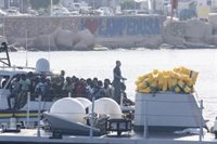 Italia reclama una "guerra total" contra el trafico de personas, al que atribuye ganancias de 7.000 millones