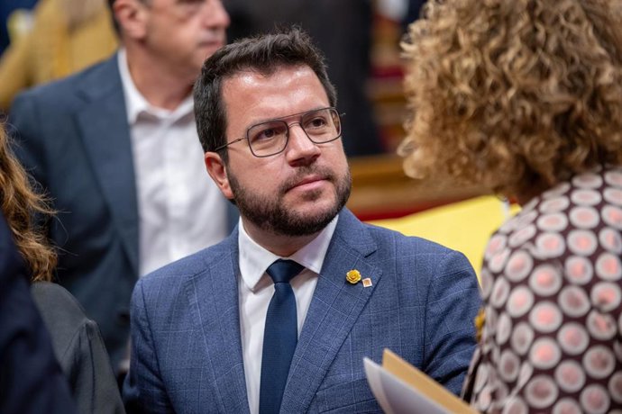El presidente de la Generalitat de Catalunya, Pere Aragons, durante el tercer Debate de Política General de la legislatura, en el Parlament de Catalunya, a 29 de septiembre de 2023, en Barcelona, Catalunya (España).  