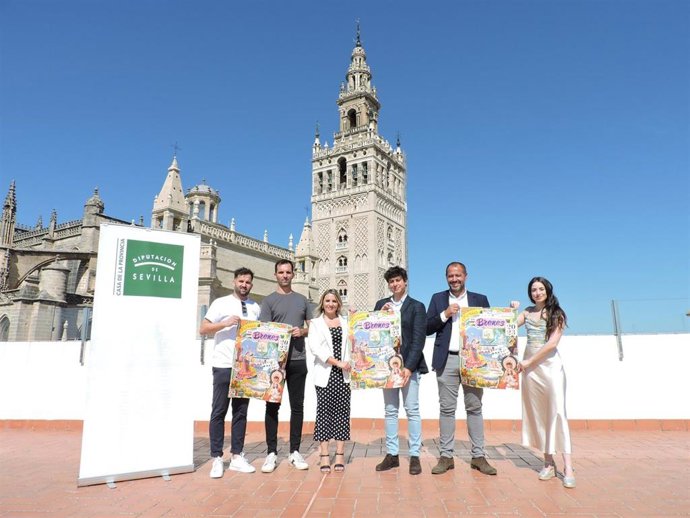 Presentación del cartel de la Feria de Brenes 2023 en la Casa de la Provincia de Sevilla.