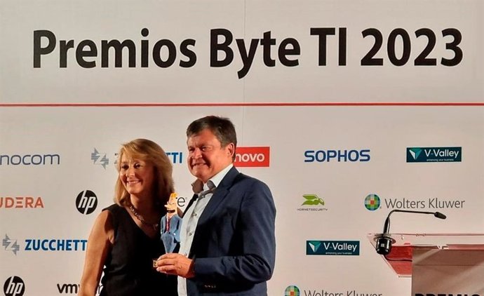 Premio al Mejor Software de Gestión Empresarial.