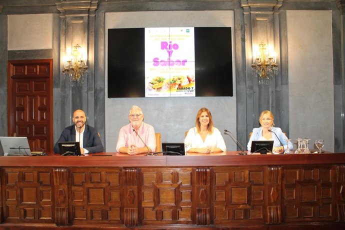 Presentación en la Casa de la Provincia de Sevilla de la VII Feria Gastronómica del río y el mar, 'Río y Sabor 2023', que se celebrará en las instalaciones de Puerto Gelves del 6 al 8 de octubre.