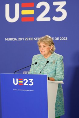 La comisaria europea de Política de Cohesión y Reformas, Elisa Ferreira, en una rueda de prensa tras la celebración de la reunión informal ministerial de Cohesión Social de la Unión Europea (UE), celebrada en Murcia
