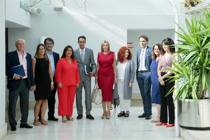 La consejera de Inclusión Social, Juventud, Familias e Igualdad, Begoña Gómez del Río, informa de los proyectos de su departamento para los próximos cuatro años.