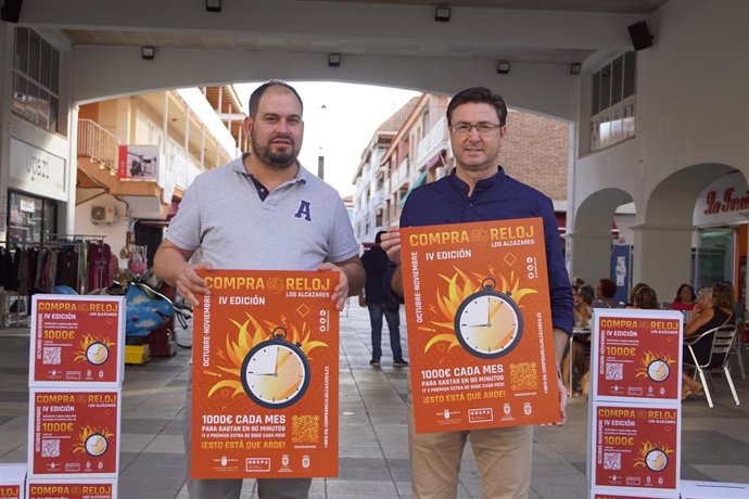 Presentación de la 'Compra-Reloj' a Los Alcázares