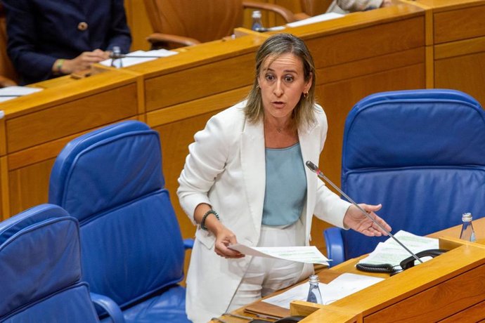 Archivo - A Conselleira De Infraestruturas E Mobilidade, Ethel V¡Zquez, Responder¡ No Pleno Das Preguntas Relacionadas Coa Actividade Do Seu Departamento. Foto Xo¡N Crespo