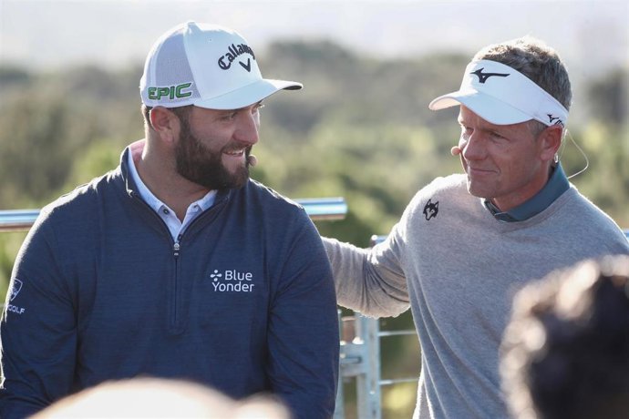 Archivo - Jon Rahm y Luke Donald