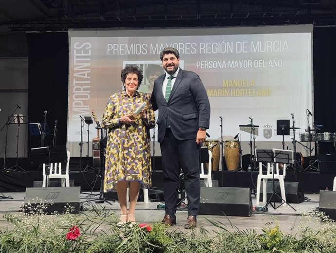 El presidente de la Comunidad, Fernando López Miras, clausuró hoy en Lorca el acto de entrega de los Premios 'Mayores Región de Murcia'.