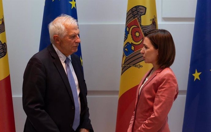 Josep Borrell con la presidenta de Moldavia, Maia Sandu