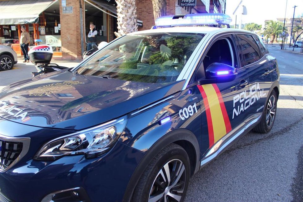 Archivo - Vehículo de la Policía Nacional en imagen de archivo
