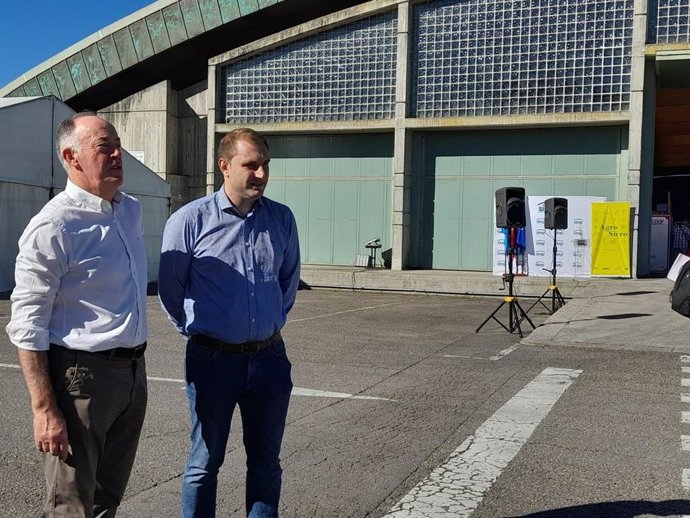 Eduardo Martínez Llosa y Adrián Pumares