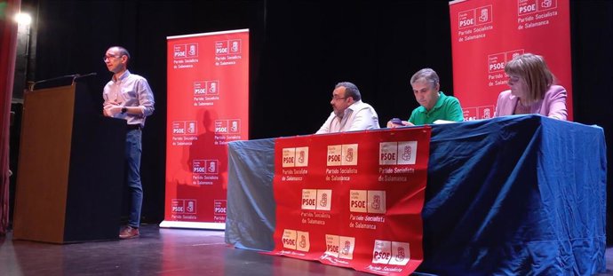 Reunión ordinaria que ha celebrado hoy en Peñaranda de Bracamonte el PSOE de Salamanca.