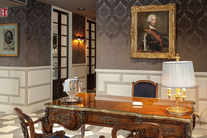 Archivo - Lobby del hotel Heritage en Madrid