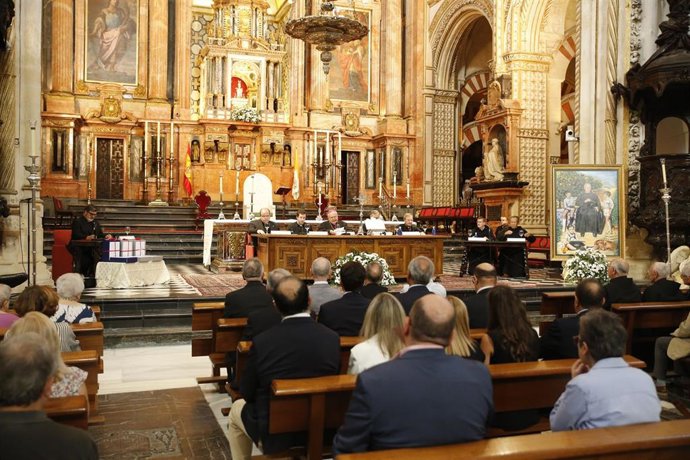 El obispo de Córdoba, monseñor Demetrio Fernández, ha presidido el acto jurídico y la eucaristía de clausura del proceso de beatificación y canonización en su fase diocesana de Bonifacio Bonillo, de la Orden Hospitalaria de San Juan de Dios.