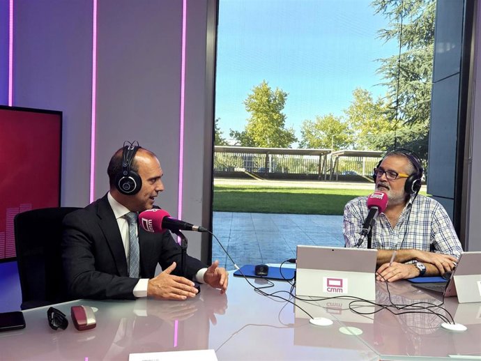 Np Y Foto Bellido Defiende La Reforma Del Reglamento De La Cámara