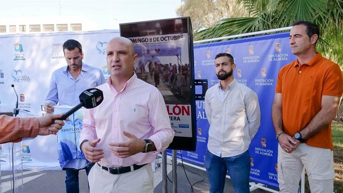 Presntación del circuito de triatlón almeriense.