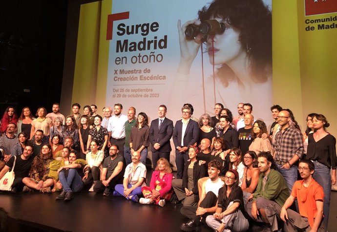 Foto de familia en la presentación de Surge Madrid en Otoño.