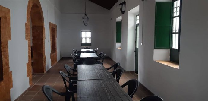 Vista del interior de la Casa de Peones Camineros de Hoyo de la Turca tras su rehabilitación.
