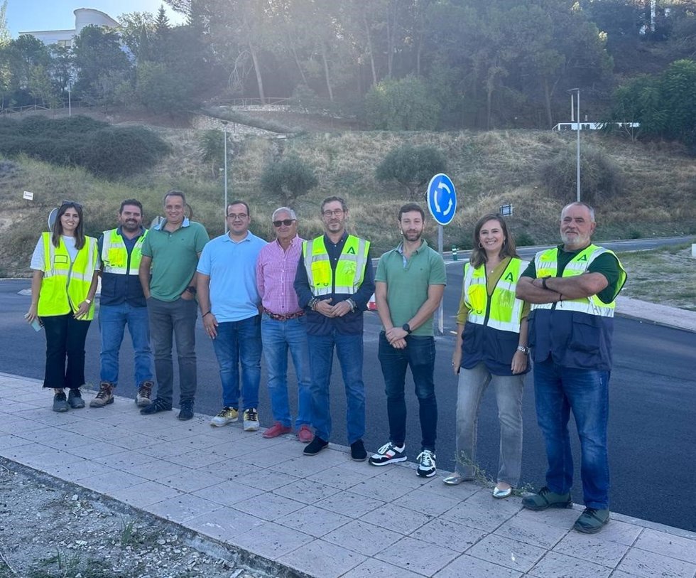 Las obras que la Junta ejecuta en la A-319 avanzan con el asfaltado del tramo La Iruela-Burunchel.