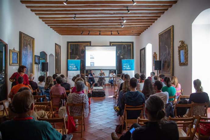 Imagen de la mesa redonda de esta última jornada del Encuentro de Editoriales Independientes celebrado en San Millán