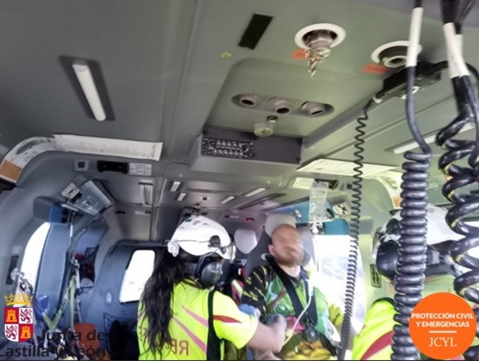 Rescatan a un ciclista con una reacción alérgica tras sufrir una picadura de avispa.