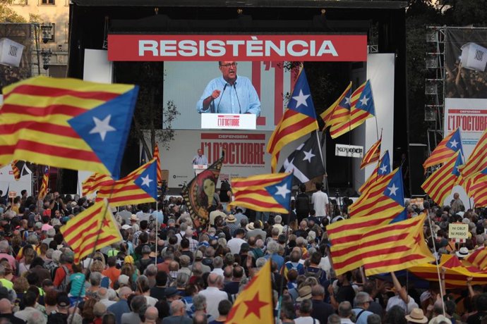 El presidente de mnium Cultural, Xavier Antich, en el acto por el sexto aniversario del 1-O