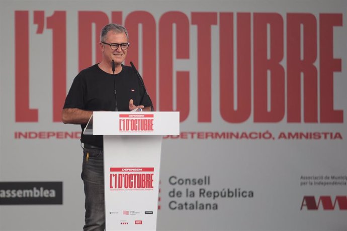 El presidente de la Associació de Municipis per la Independncia (AMI) en el acto por el sexto aniversario del 1-O