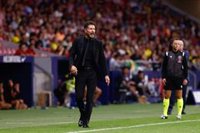 Simeone: "Correa jugó con dolor, hizo dos goles de delantero"