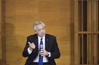 Alberto Fernández condena el negacionismo de Milei de las víctimas de la dictadura de Argentina