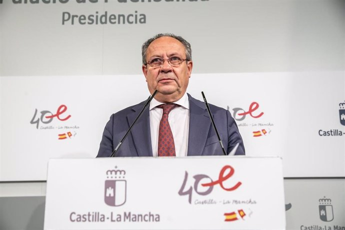 Archivo - El consejero de Hacienda y Administraciones Públicas, Juan Alfonso Ruiz Molina, en foto de archivo