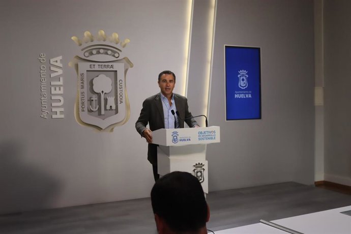 Archivo - El primer teniente alcalde de Urbanismo y Medioambiente y portavoz del equipo de Gobierno en el Ayuntamiento de Huelva, Felipe Arias.