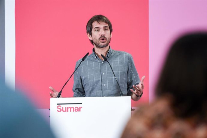 El portavoz de Sumar, Ernest Urtasun, ofrece una rueda de prensa, en el Espacio Rastro, a 2 de octubre de 2023, en Madrid (España). Durante la rueda de prensa, Urtasun ha abordado cuestiones de actualidad política.