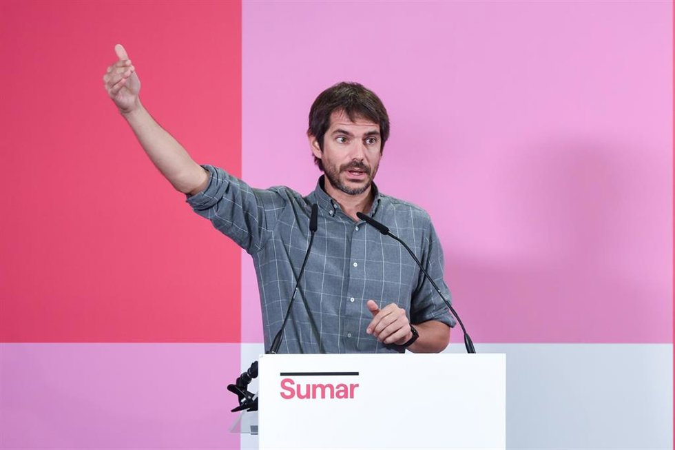 El portavoz de Sumar, Ernest Urtasun, ofrece una rueda de prensa, en el Espacio Rastro, a 2 de octubre de 2023, en Madrid (España). Durante la rueda de prensa, Urtasun ha abordado cuestiones de actualidad política.