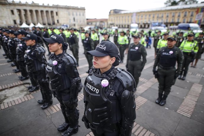 BOGOTÁ. 30 de junio de 2023. En la plaza de Bolívar se realizó la ceremonia de transmisión de mando de la primera mujer Comandante de la policía Metropolitana de Bogotá, la Brigadier General Sandra Patricia Hernández.(Colprensa-John Paz)