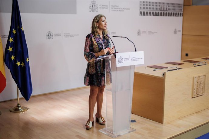 Archivo - La ministra de Transportes, Movilidad y Agenda Urbana, Raquel Sánchez