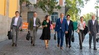 PSOE critica "falta de ambición" en Cultura y Turismo, Podemos-IU dice que "no ha dicho nada" y a Vox le genera "dudas"