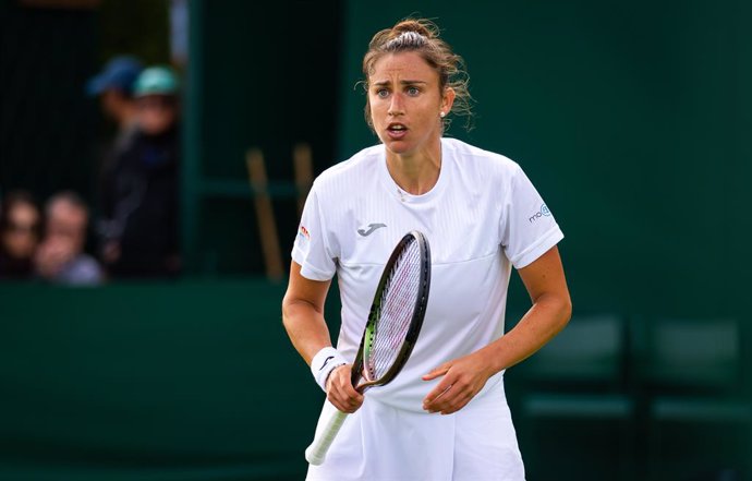 Archivo - Sara Sorribes Tormo of Spain in action during the first round of the 2023 Wimbledon Championships Grand Slam tennis tournament