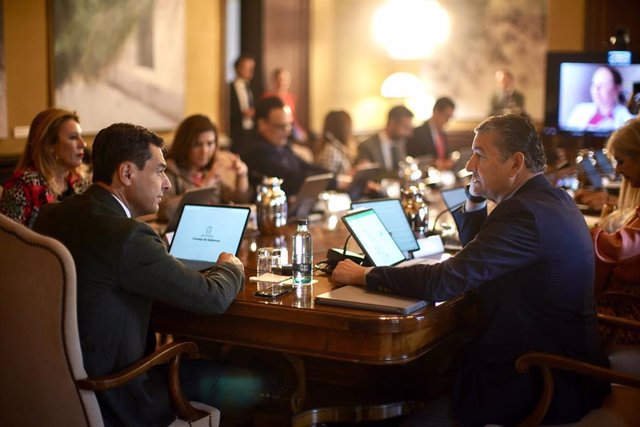 Archivo - Reunión del Consejo de Gobierno andaluz presidida por el presidente de la Junta, Juanma Moreno, archivo 