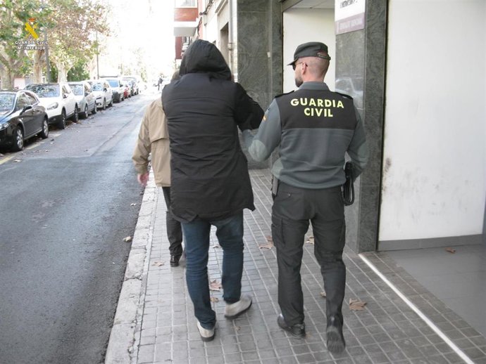 Detenido por la Guardia Civil