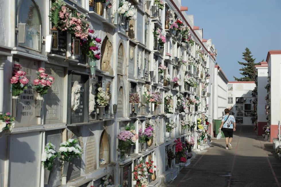 Archivo - Cementerio de San Fernando.