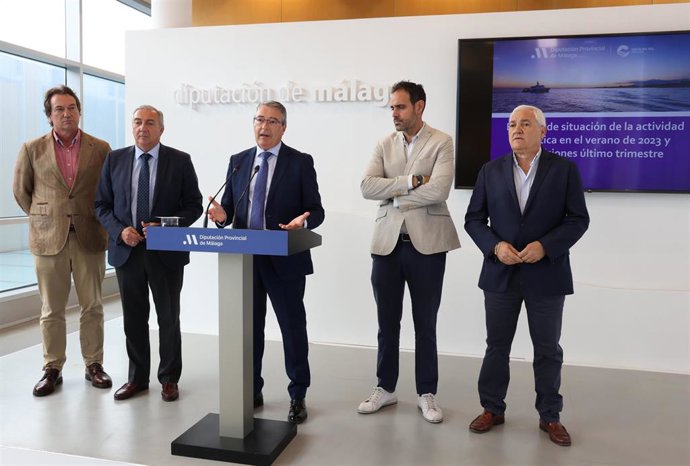El presidente de Turismo Costa del Sol y de la Diputación de Málaga, Francisco Salado, ha hecho balance de los principales indicadores turísticos de la temporada alta en la provincia.