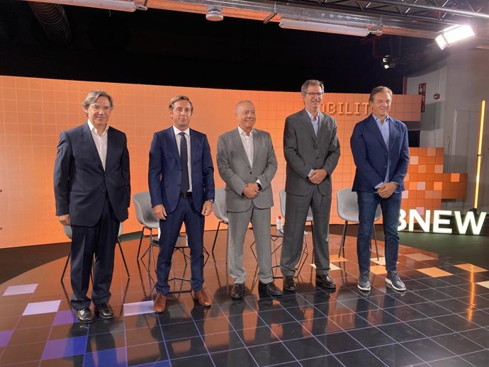 (E-D) Carles Soler (Hub Tech Factories), Ignacio García-Cuenca (Goodman), Pere Navarro (CZFB), Joan Roca (Rocajunyent) I Carlos Sotelo (Silence)