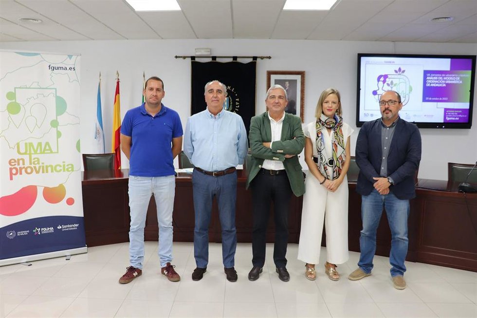 La actividad, organizada por la Fundación General de la Universidad de Málaga y la Corporación municipal, se desarrollará hasta el 20 de octubre con doble modadlidad, presencial y por streaming, y con asistencia gratuita.