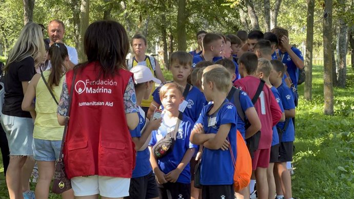 Fundación Madrina y 'Con Ucrania' regalan a 34 niños ucranianos una semana de actividades en Madrid