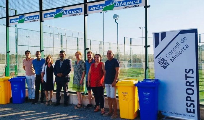 El Consell de Mallorca presenta una campaña de concienciación sobre el reciclaje en espacios deportivos.