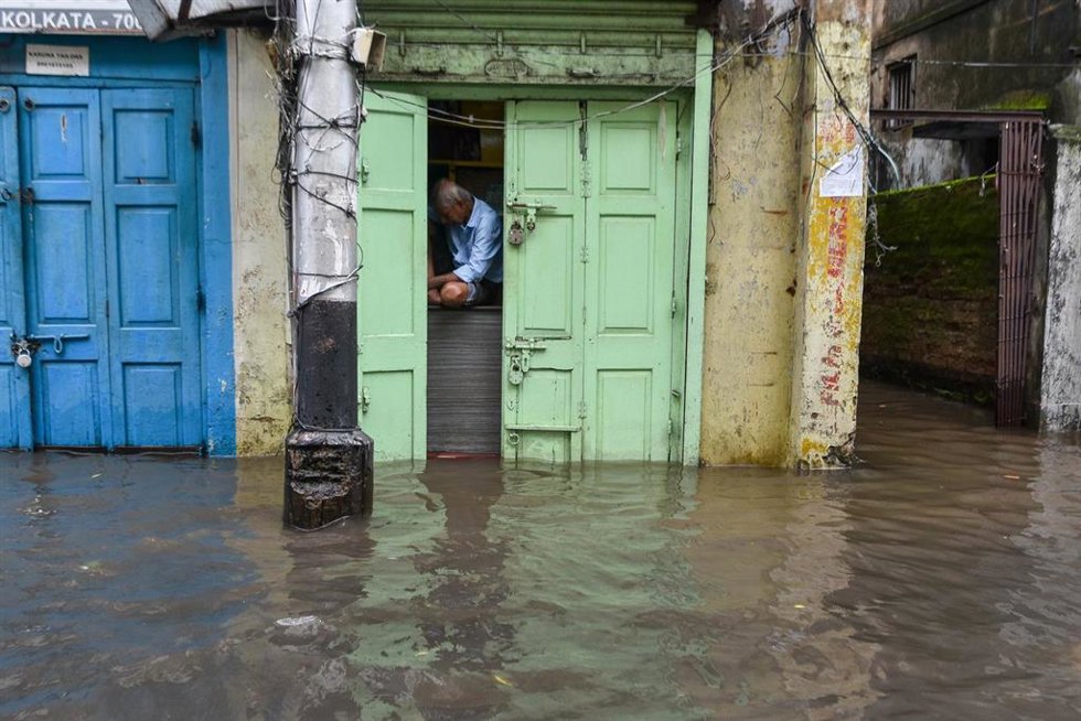 Archivo - Imagen de archivo de inundaciones en India