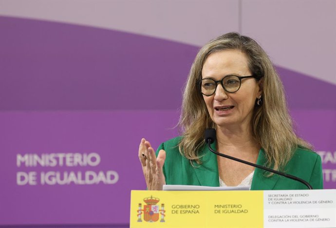 La delegada del Gobierno contra la Violencia de Género, Victoria Rosell, durante una rueda de prensa, en el Ministerio de Igualdad, a 18 de septiembre de 2023, en Madrid (España). La delegada del Gobierno contra la Violencia de Género, Victoria Rosell, 