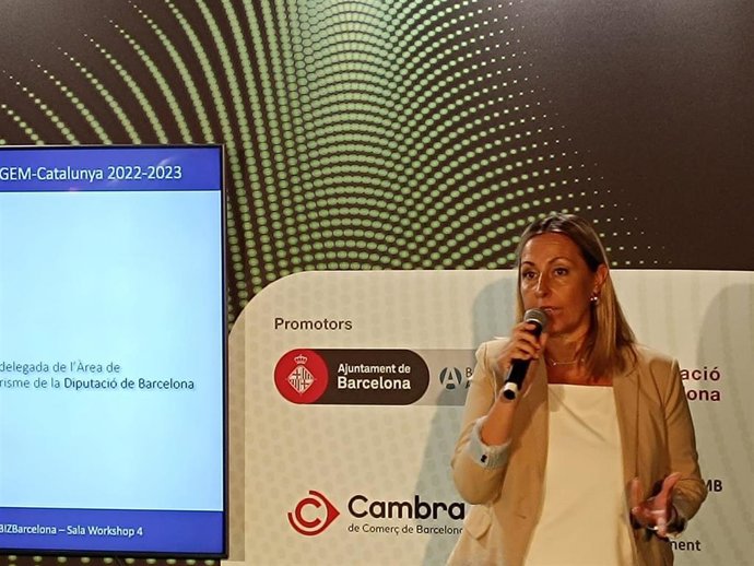 La diputada de Desarrollo Económico y Turismo de la Diputación de Barcelona Eva Menor durante la presentación de los resultados