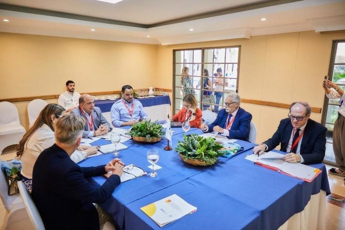 El Defensor de Pueblo andaluz, Jesús Maeztu, participa en el XXVII Congreso de la Federación Iberoamericana del Ombudsperson (FIO) y en la XXVIII Asamblea de la FIO que se celebra en Barranquilla (Colombia)
