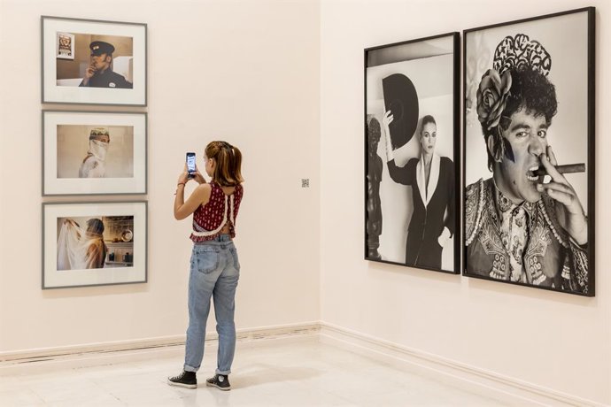 El IVAM presenta la exposición popular.